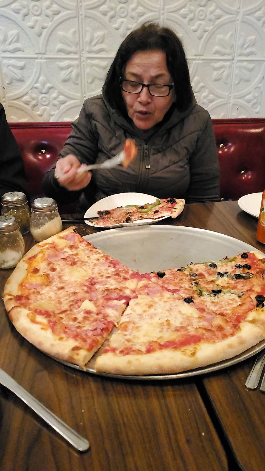 O Sole Mio | restaurant | 17607 Vashon Hwy SW, Vashon, WA 98070, USA | 2064087826 OR +1 206-408-7826