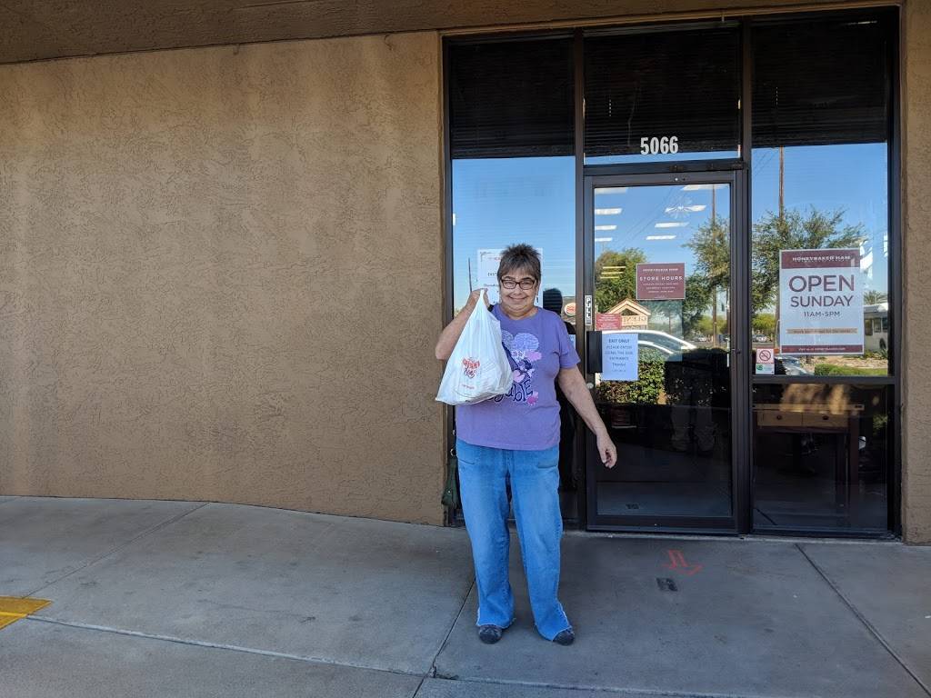 The Honey Baked Ham Company | meal takeaway | 5066 W Olive Ave, Glendale, AZ 85302, USA | 6232450000 OR +1 623-245-0000