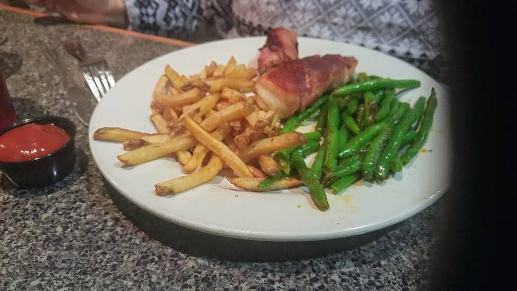 Flames | restaurant | 1917 Martin Dr, Weatherford, TX 76086, USA | 8175980773 OR +1 817-598-0773