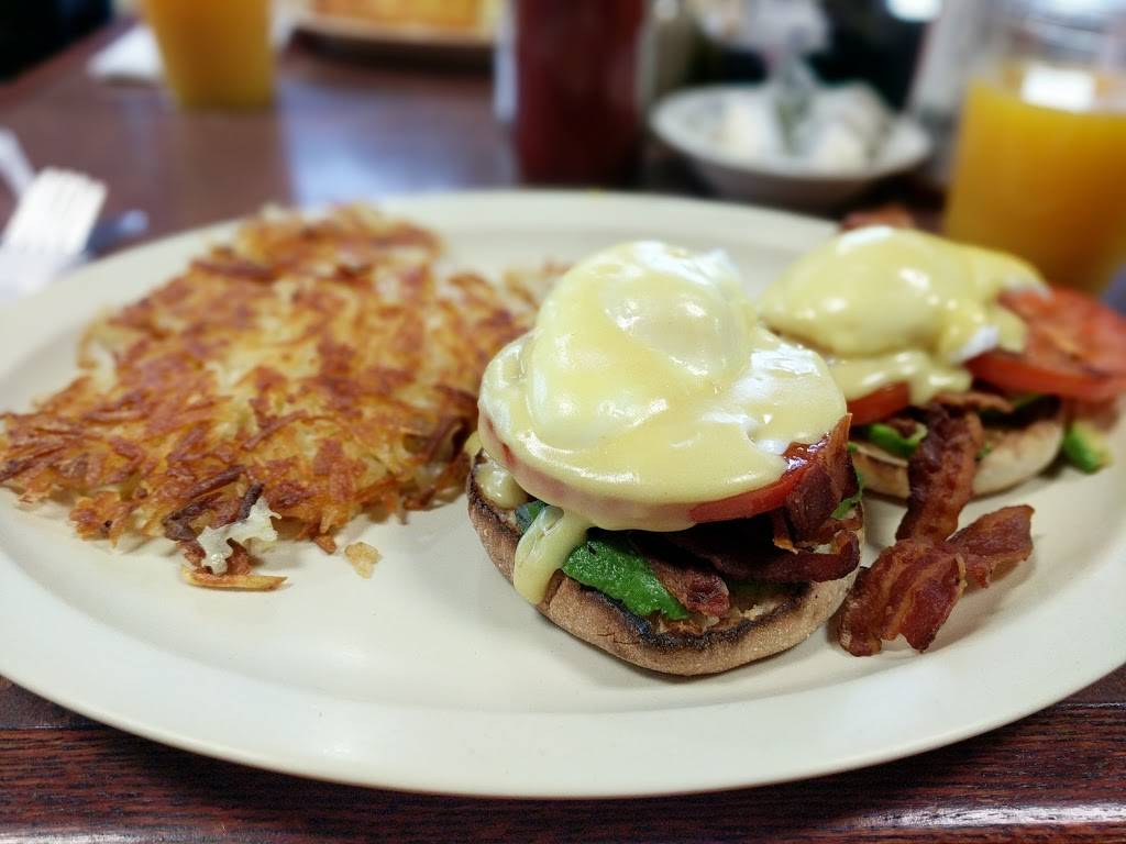 Half Moon Bay Coffee Co | cafe | 20 Stone Pine Rd a, Half Moon Bay, CA 94019, USA | 6507263664 OR +1 650-726-3664