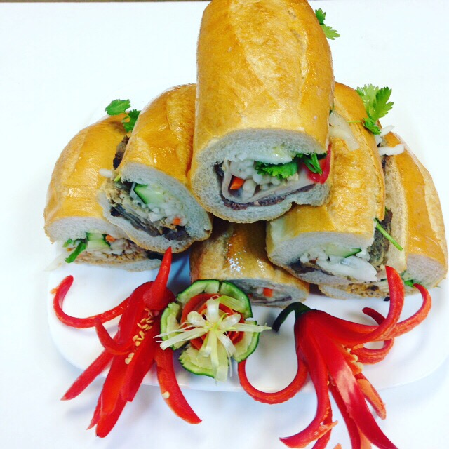 Ba Le Lo Cha & Banh Mi Thit | restaurant | 3526 W Walnut St, Garland, TX 75042, USA | 9722766665 OR +1 972-276-6665