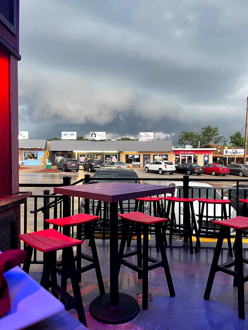 Roxies | restaurant | 1289 Bagnell Dam Blvd, Lake Ozark, MO 65049, USA | 5733659960 OR +1 573-365-9960