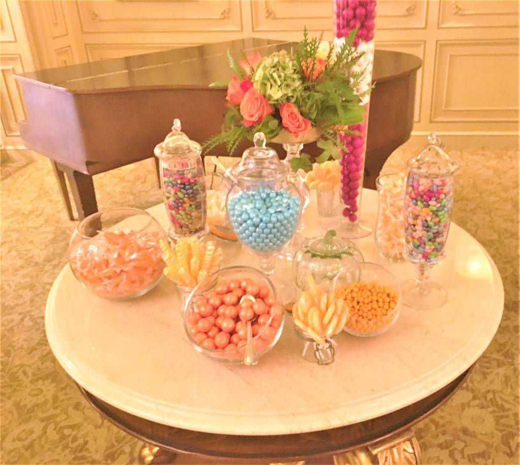 Fontainebleau Restaurant | restaurant | 1055 2nd Ave, San Diego, CA 92101, USA | 6192381818 OR +1 619-238-1818