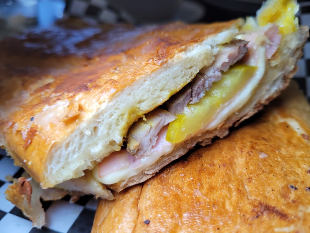 El Panal Bee Cafe | restaurant | 654 Fairview Rd Suite G, Simpsonville, SC 29680, USA | 8646882188 OR +1 864-688-2188