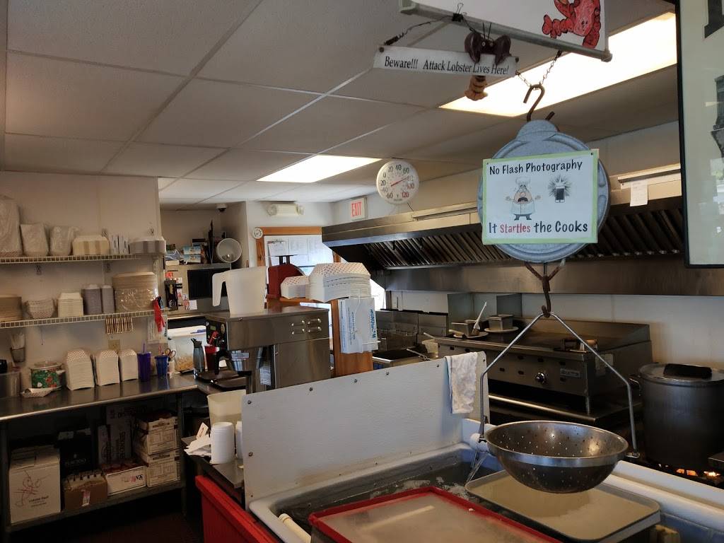 Cape Porpoise Lobster Co | restaurant | 79 Pier Rd, Kennebunkport, ME 04046, USA | 2079674268 OR +1 207-967-4268