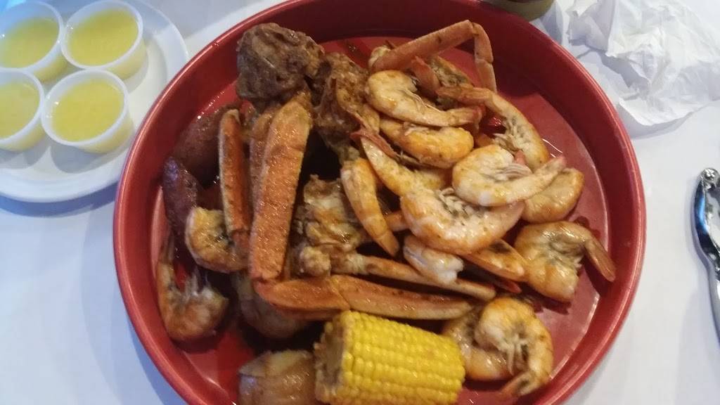 Shell Shack | restaurant | 7918 S Broadway Ave, Tyler, TX 75703, USA | 9032018601 OR +1 903-201-8601