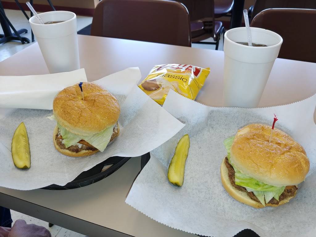 Ebs Eats & Treats | restaurant | 4620 Mill Branch Ln, Knoxville, TN 37938, USA | 8659222227 OR +1 865-922-2227