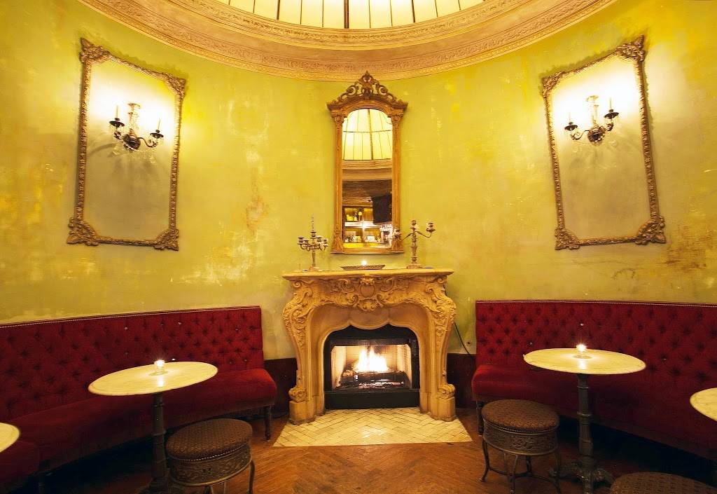 Pour Vous | restaurant | 5574 Melrose Ave, Los Angeles, CA 90038, USA | 3238718699 OR +1 323-871-8699