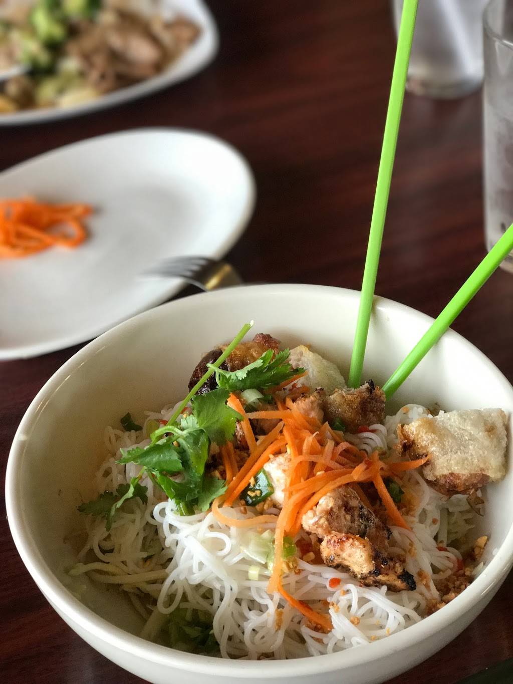 Saigon Grill | meal delivery | 337 N Circle Dr, Colorado Springs, CO 80909, USA | 7196350720 OR +1 719-635-0720