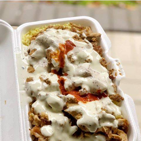Osmows Shawarma | restaurant | 126 Wellington St W Unit 108, Aurora, ON L4G 2N9, Canada | 9058418887 OR +1 905-841-8887