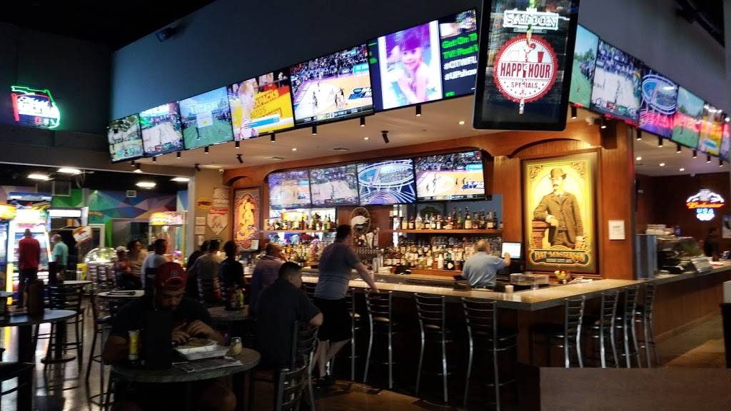 Off The Wall Davie | restaurant | 9130 W State Rd 84, Davie, FL 33324, USA | 9544763000 OR +1 954-476-3000