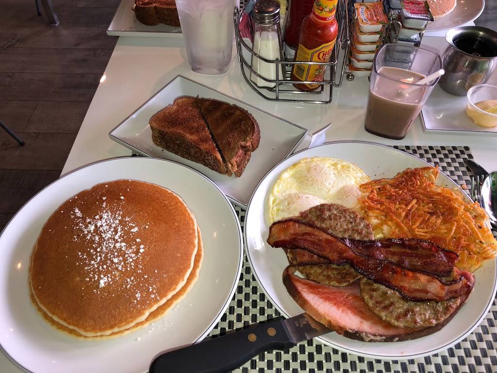 Dos Gallos Taqueria | restaurant | 3250 N Tenaya Way #110, Las Vegas, NV 89129, USA | 7025865777 OR +1 702-586-5777