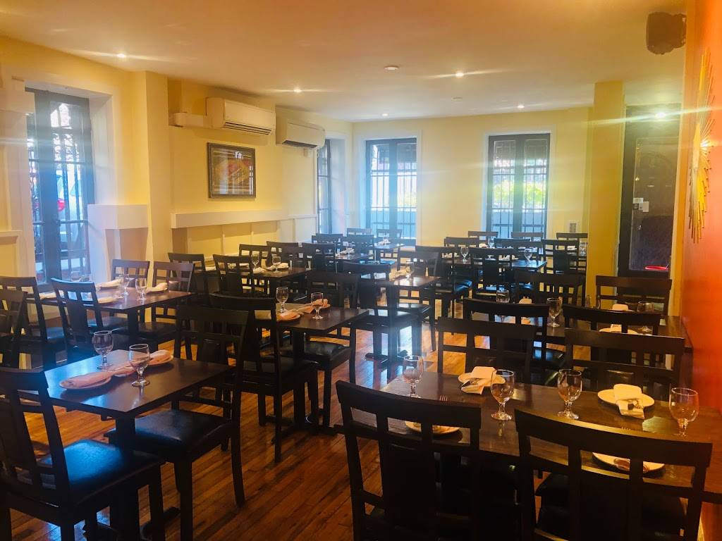 Indian Summer Harlem | meal takeaway | 239 Malcolm X Blvd, New York, NY 10027, USA | 6469520300 OR +1 646-952-0300