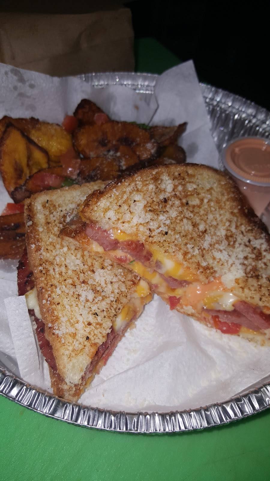 Altha Bar & Restaurant | restaurant | 167 Elm St, Yonkers, NY 10701, USA | 9142071803 OR +1 914-207-1803