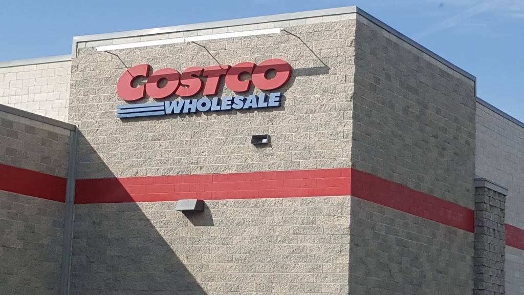 Costco Food Court | meal takeaway | 11800 Fourth St, Rancho Cucamonga, CA 91730, USA | 9095811703 OR +1 909-581-1703