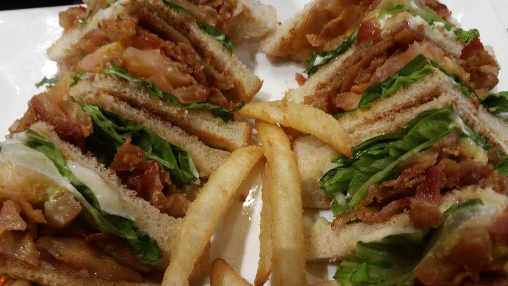 Royal Oak Family Restaurant | restaurant | 1400 St Gaspar Dr, Rensselaer, IN 47978, USA | 2199640077 OR +1 219-964-0077