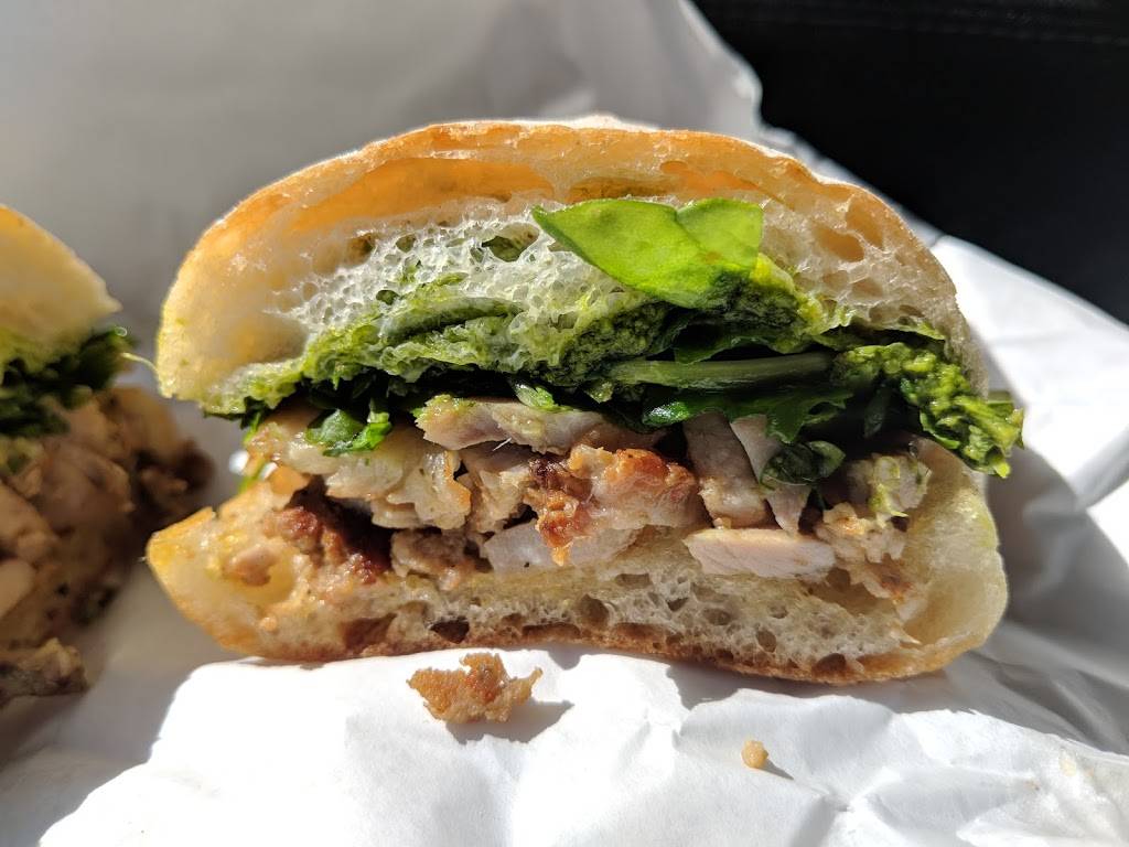 Tails & Trotters | restaurant | 525 NE 24th Ave, Portland, OR 97232, USA | 5034778682 OR +1 503-477-8682