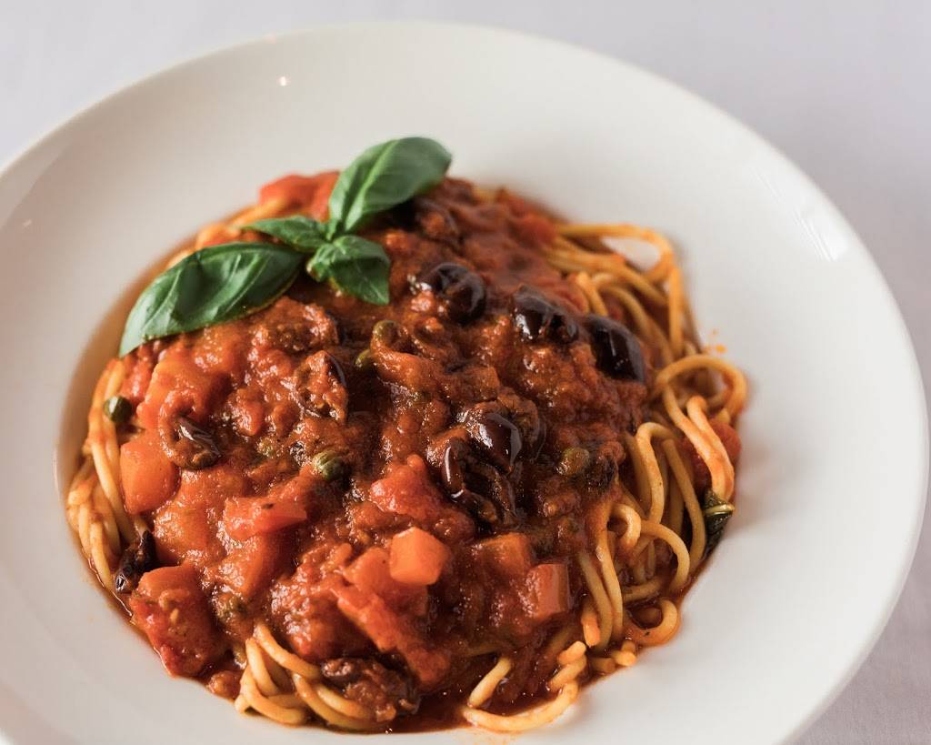 Umbertos of Oyster Bay | meal takeaway | 25 E Main St, Oyster Bay, NY 11771, USA | 5169220434 OR +1 516-922-0434