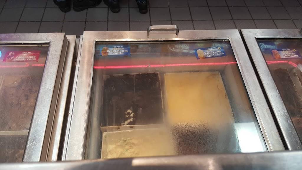 Braums Ice Cream & Burger Restaurant | restaurant | 720 E Pleasant Run Rd, DeSoto, TX 75115, USA | 9722233150 OR +1 972-223-3150