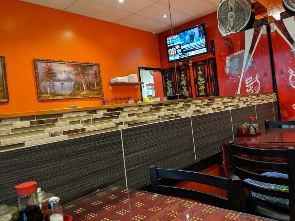 Hot Wok | restaurant | 7 Progress Ave, Scarborough, ON M1P 5A3, Canada | 4162935342 OR +1 416-293-5342
