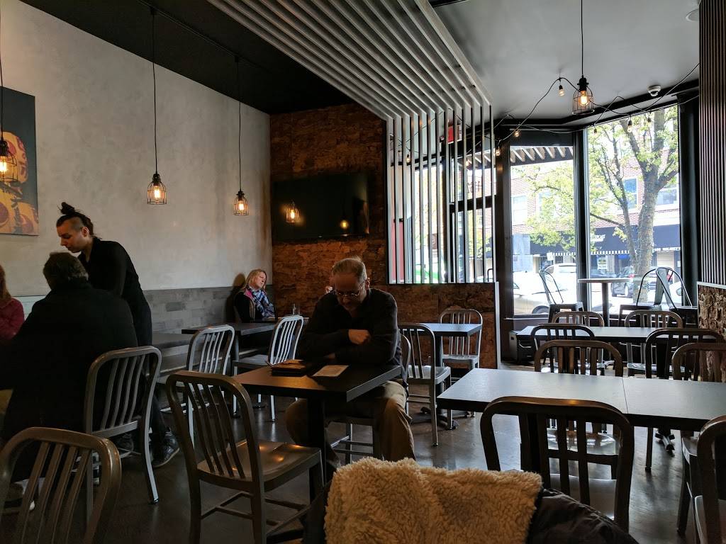 Torino Ramen | restaurant | 1162 Wilmette Ave, Wilmette, IL 60091, USA | 8479205075 OR +1 847-920-5075