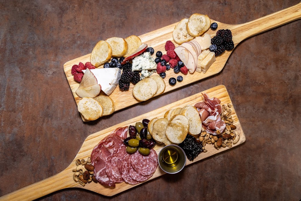 La Luna Eatery & Events | restaurant | 7600 Jefferson St NE Suites 21 & 22, Albuquerque, NM 87109, USA | 5058861119 OR +1 505-886-1119