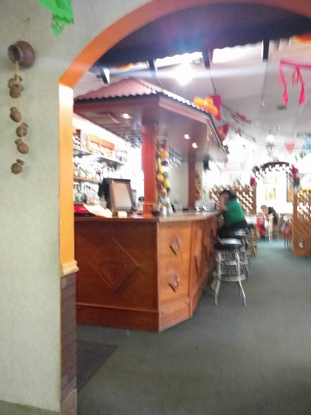 El Tequila Mexican Restaurant | restaurant | 1010 HWY 3, SOUTH, Northfield, MN 55057, USA | 5076649139 OR +1 507-664-9139