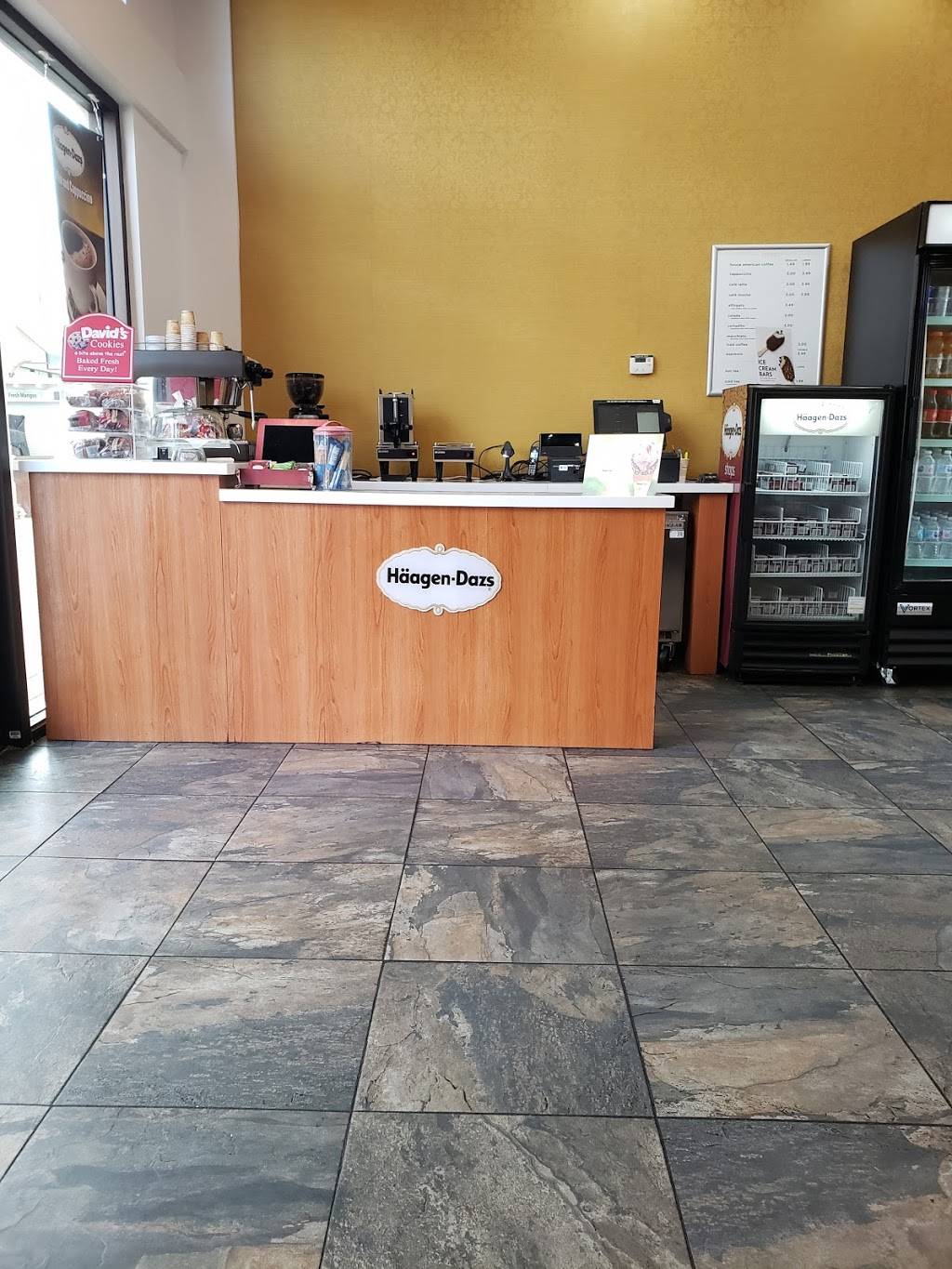 Haagen-Dazs® Ice Cream Shop | restaurant | 1781 Palm Beach Lakes Blvd w229, West Palm Beach, FL 33401, USA | 5618393758 OR +1 561-839-3758