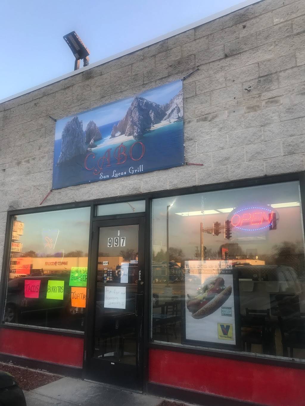 Cabo San Lucas Grill | restaurant | 997 E 162nd St, South Holland, IL 60473, USA | 7085664318 OR +1 708-566-4318