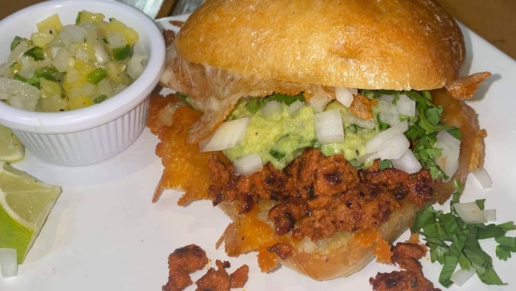 Pig Patas Tacos | restaurant | 445 NE Killingsworth St, Portland, OR 97211, USA | 9712668465 OR +1 971-266-8465