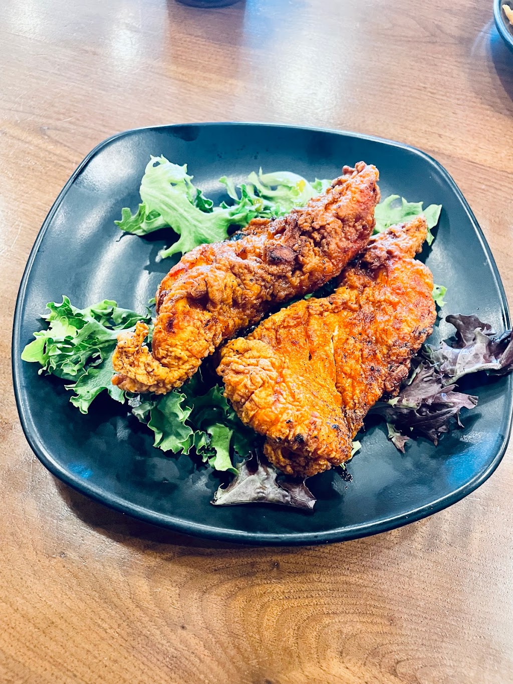 Nashboro Hot Chicken | restaurant | 22818 Vanowen St, West Hills, CA 91307, USA | 4158765163 OR +1 415-876-5163
