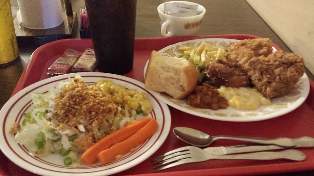 Dutch Pantry | bakery | 10 W Main St, Chouteau, OK 74337, USA | 9184766441 OR +1 918-476-6441