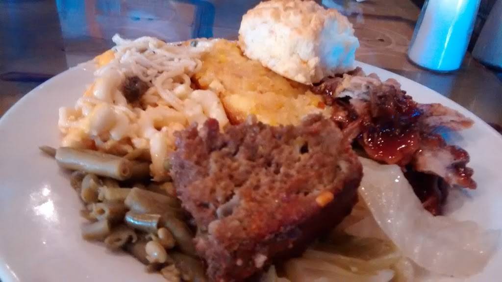 Candy-Sues | restaurant | 1810 N Pine St, Lumberton, NC 28358, USA | 9108024111 OR +1 910-802-4111