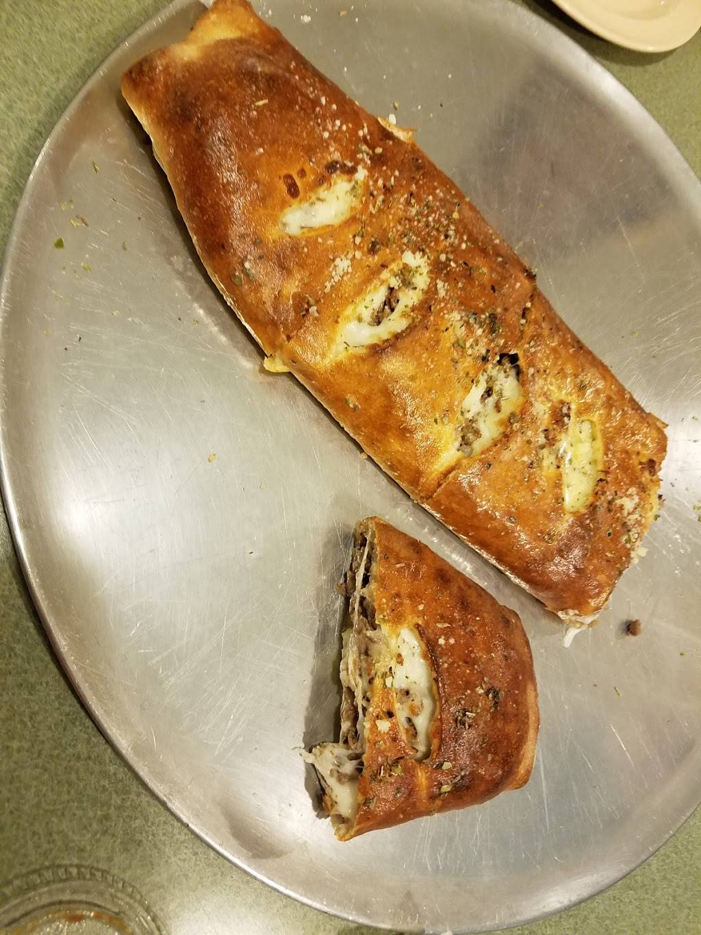 Elizabeths Pizza | restaurant | 22059 Jeb Stuart Hwy, Stuart, VA 24171, USA | 2766942630 OR +1 276-694-2630