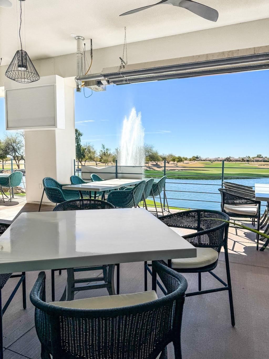 Maple & Rye | restaurant | 15955 W Clearview Blvd, Surprise, AZ 85374, USA | 6232719400 OR +1 623-271-9400