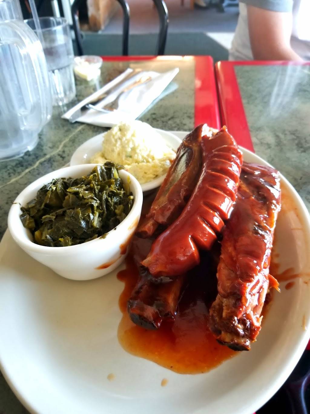 House of Soul | restaurant | 1526 Solano Ave, Vallejo, CA 94590, USA | 7076443792 OR +1 707-644-3792