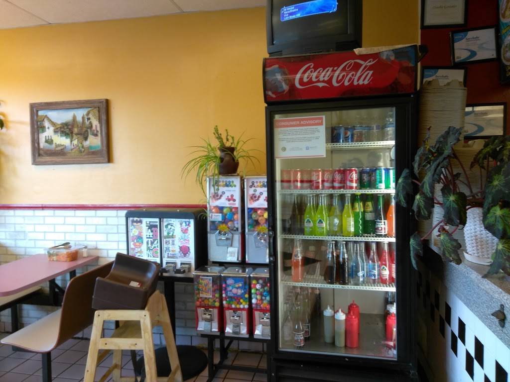 Gorditas La Tia | restaurant | 6425 W 63rd St, Chicago, IL 60638, USA | 7732291153 OR +1 773-229-1153