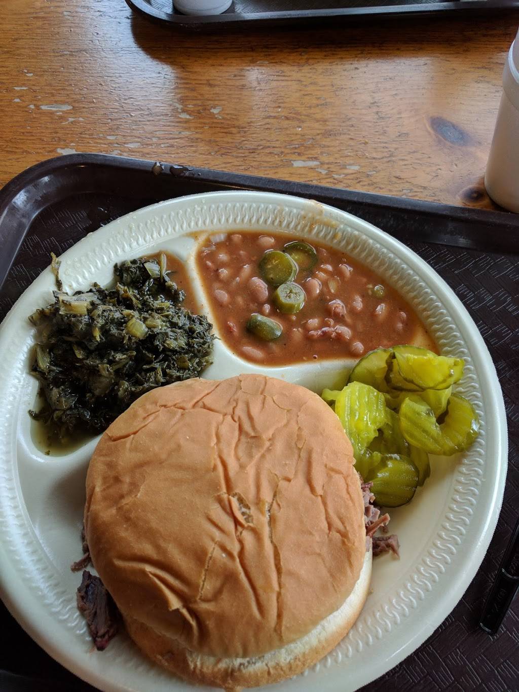 Buffalo Creek BBQ | restaurant | 402 W Henderson St, Cleburne, TX 76033, USA | 8176456950 OR +1 817-645-6950