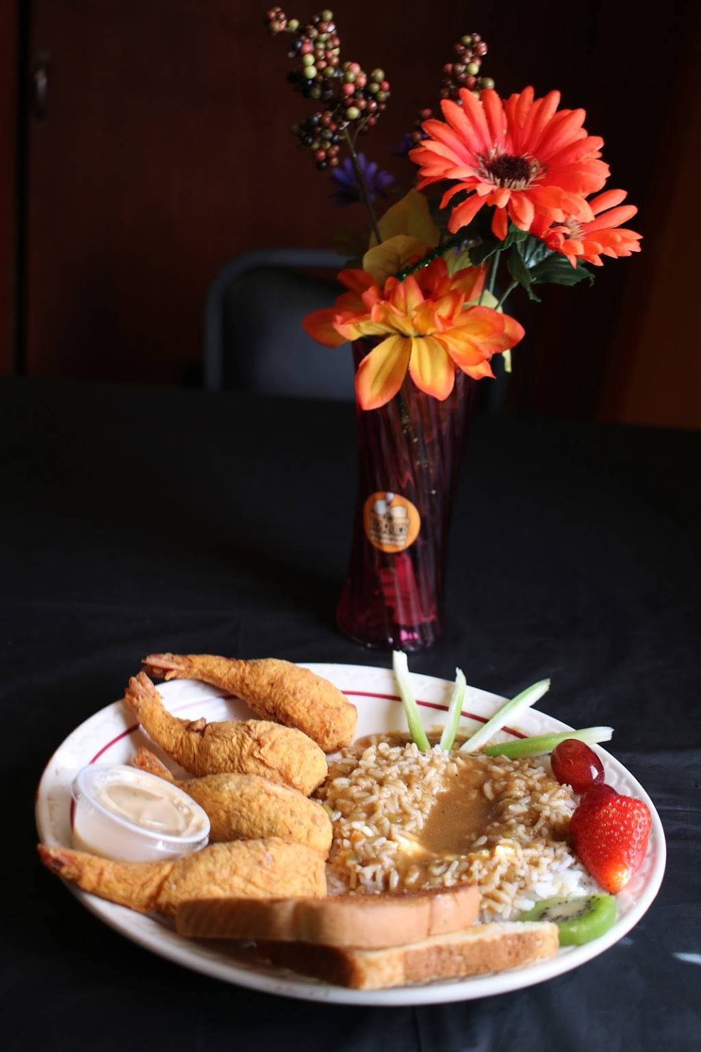 Eddies Restaurant | restaurant | 1956 Hollywood Ave, Shreveport, LA 71108, USA | 3186319082 OR +1 318-631-9082