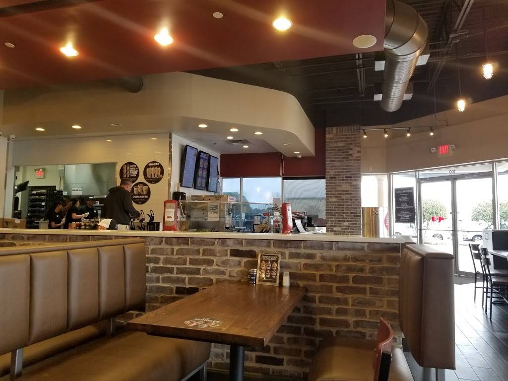 Cheeseburger Bobbys | restaurant | 2295 Towne Lake Pkwy, Woodstock, GA 30189, USA | 6784943200 OR +1 678-494-3200