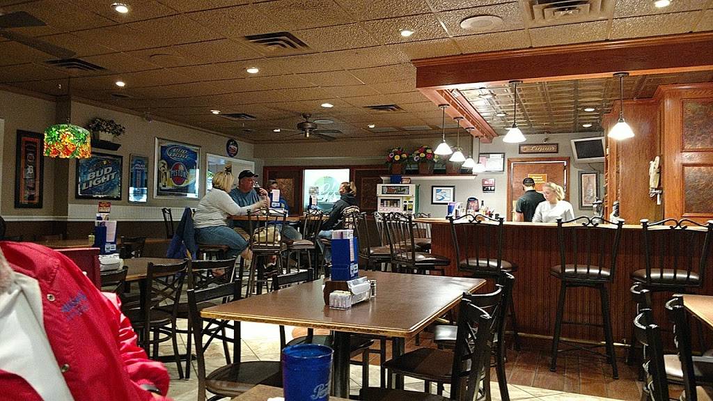 Gs Pizzeria | restaurant | 115 E Bay St, East Tawas, MI 48730, USA | 9893628659 OR +1 989-362-8659