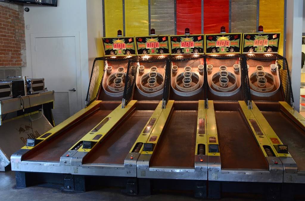 Kung Fu Saloon Dallas | restaurant | 2911 Routh St, Dallas, TX 75201, USA | 2147300283 OR +1 214-730-0283