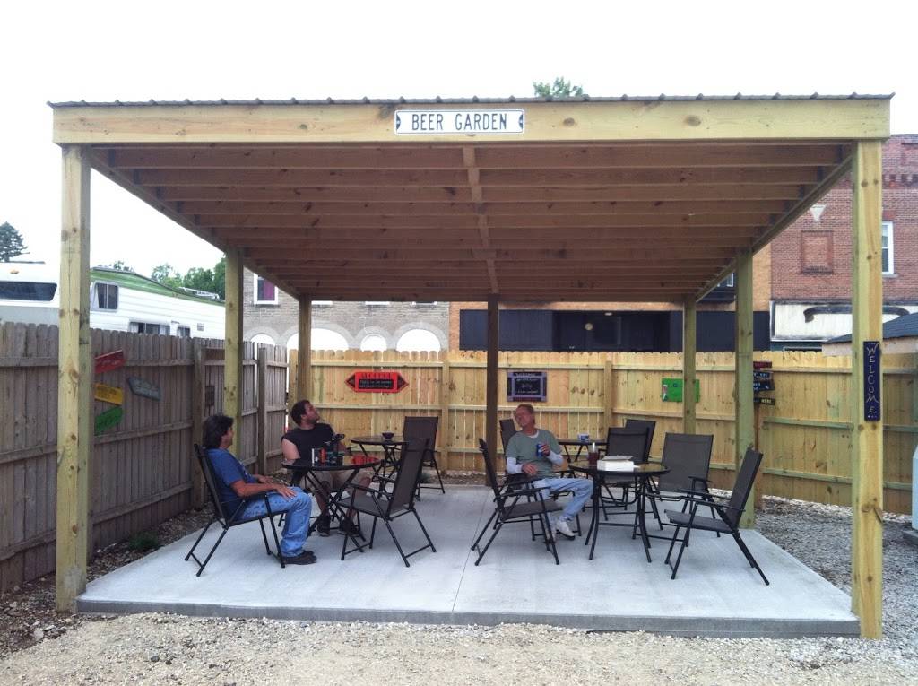 Kermits Food Shop | restaurant | 23 S Main St, Andrews, IN 46702, USA | 2607863644 OR +1 260-786-3644