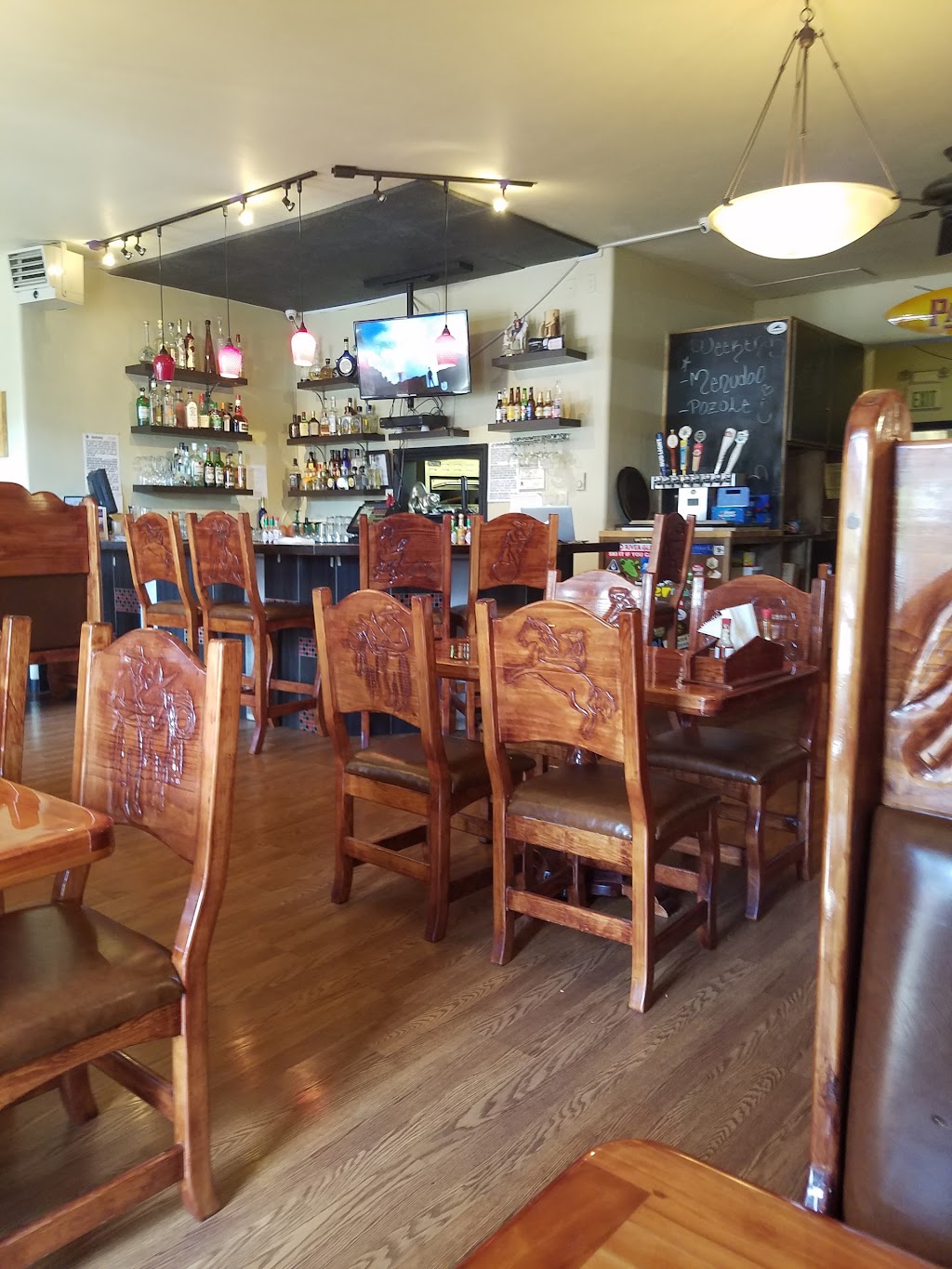 Los Cazadores | restaurant | 60 El Jebel Rd #101, Carbondale, CO 81623, USA | 9705105683 OR +1 970-510-5683