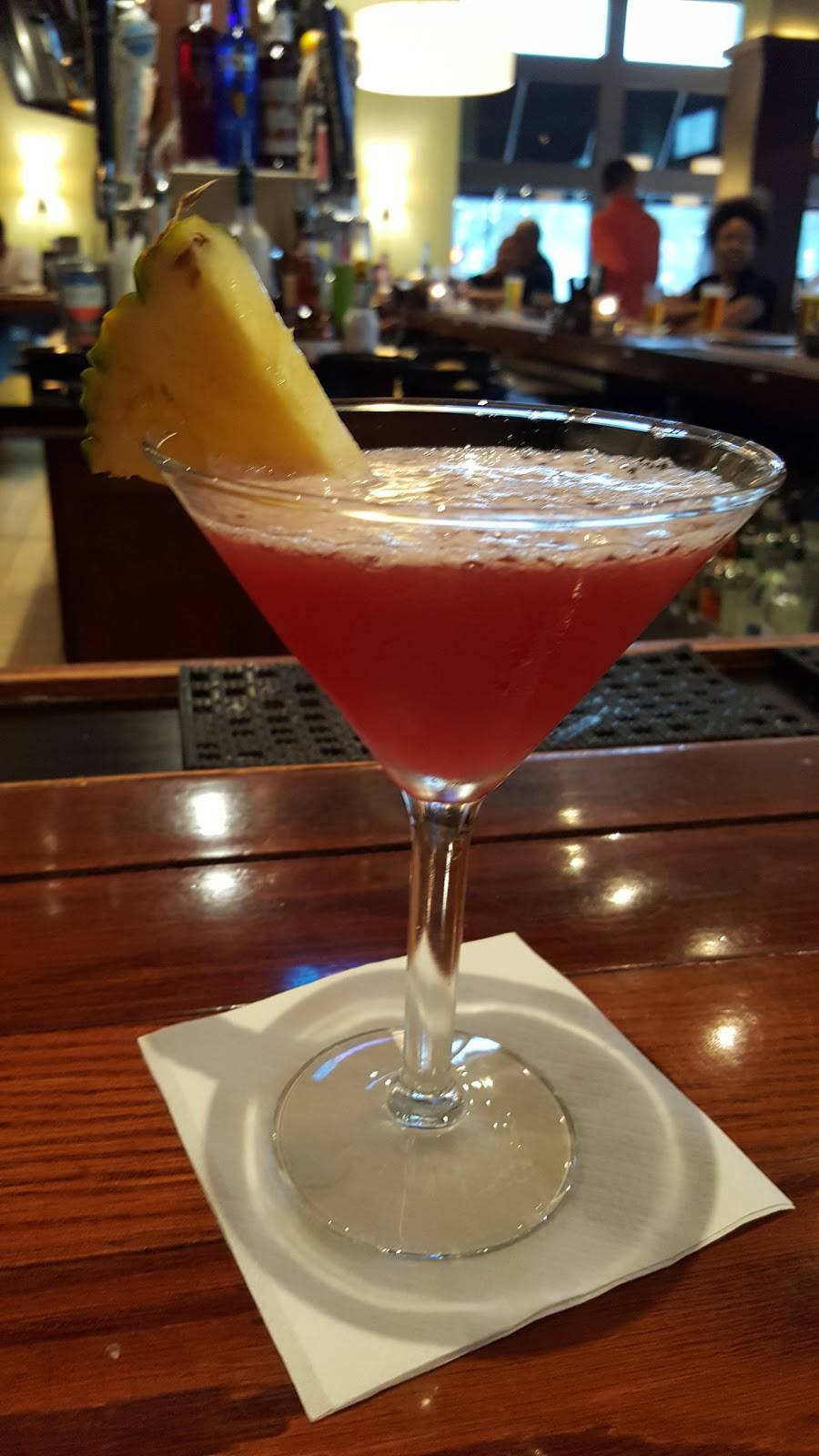 Bar Louie | night club | 1352 W 6th St #152, Cleveland, OH 44113, USA | 2164525500 OR +1 216-452-5500