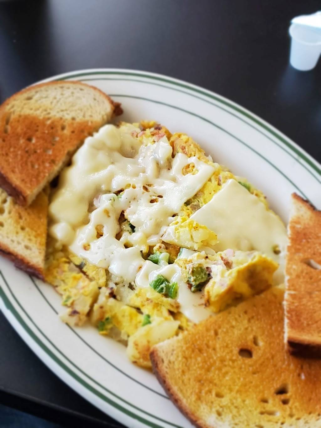 East Shore Diner | restaurant | 711 S Cameron St, Harrisburg, PA 17104, USA | 7172322010 OR +1 717-232-2010