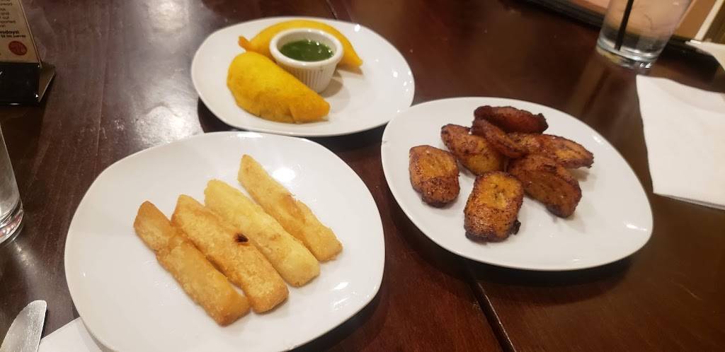 La Parrilla Colombian Steakhouse | restaurant | 6427 W Irving Park Rd, Chicago, IL 60634, USA | 7737777720 OR +1 773-777-7720