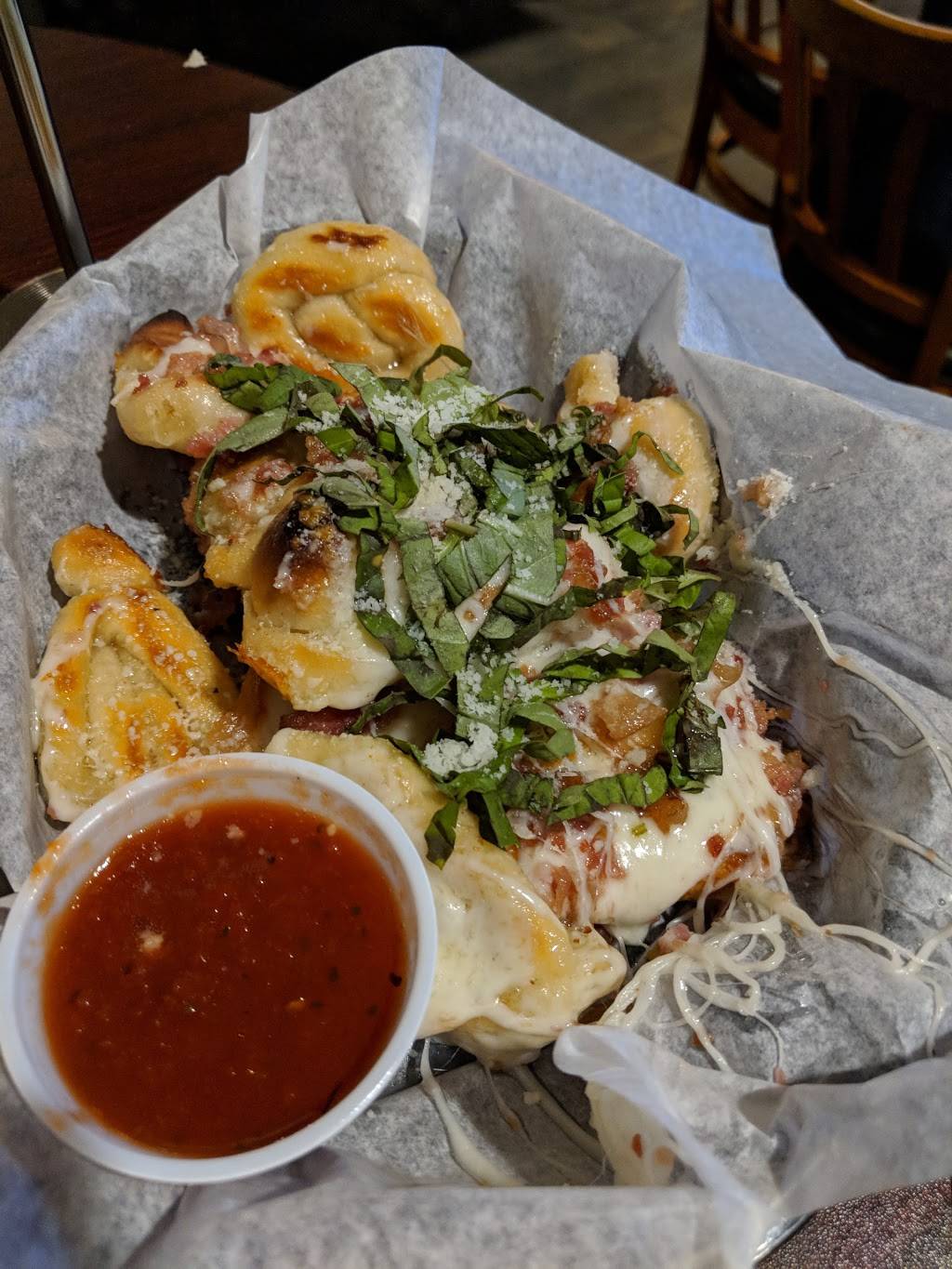 Schooner Station Pizzeria & Sports Pub | restaurant | 481 Santa Fe Dr, Encinitas, CA 92024, USA | 7607539700 OR +1 760-753-9700