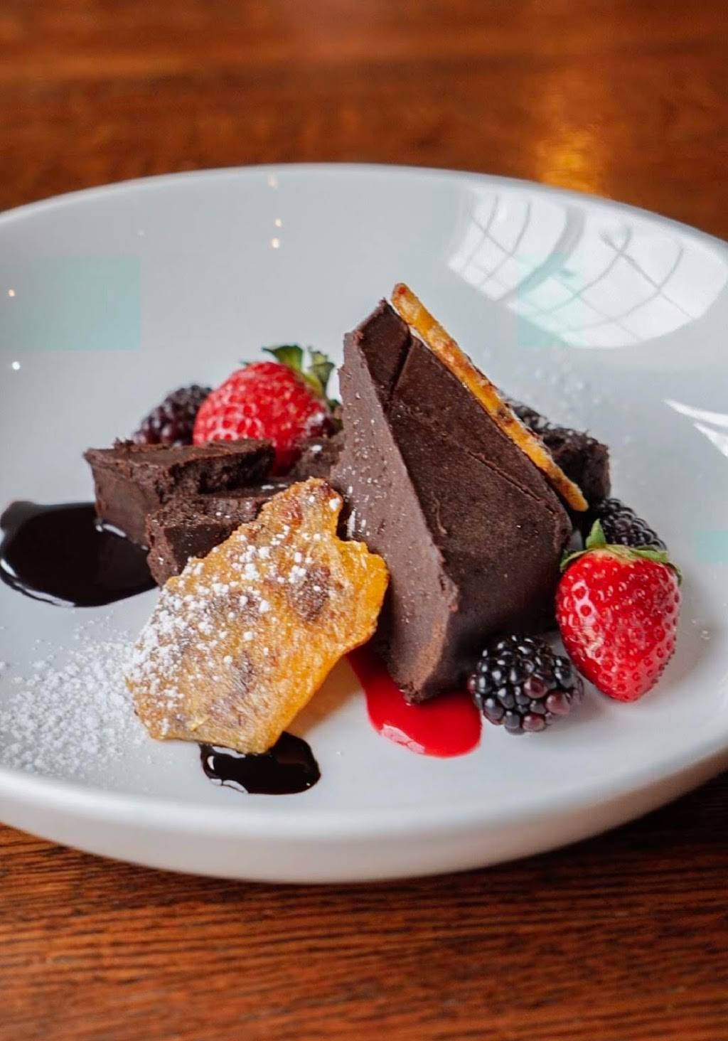 The Oak Barrel | restaurant | 5975 Canal Rd, Valley View, OH 44125, USA | 2165203640 OR +1 216-520-3640