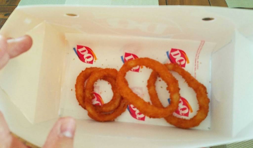 Dairy Queen Grill & Chill | restaurant | 325 S Walnut St, Belle Plaine, MN 56011, USA | 9528736500 OR +1 952-873-6500